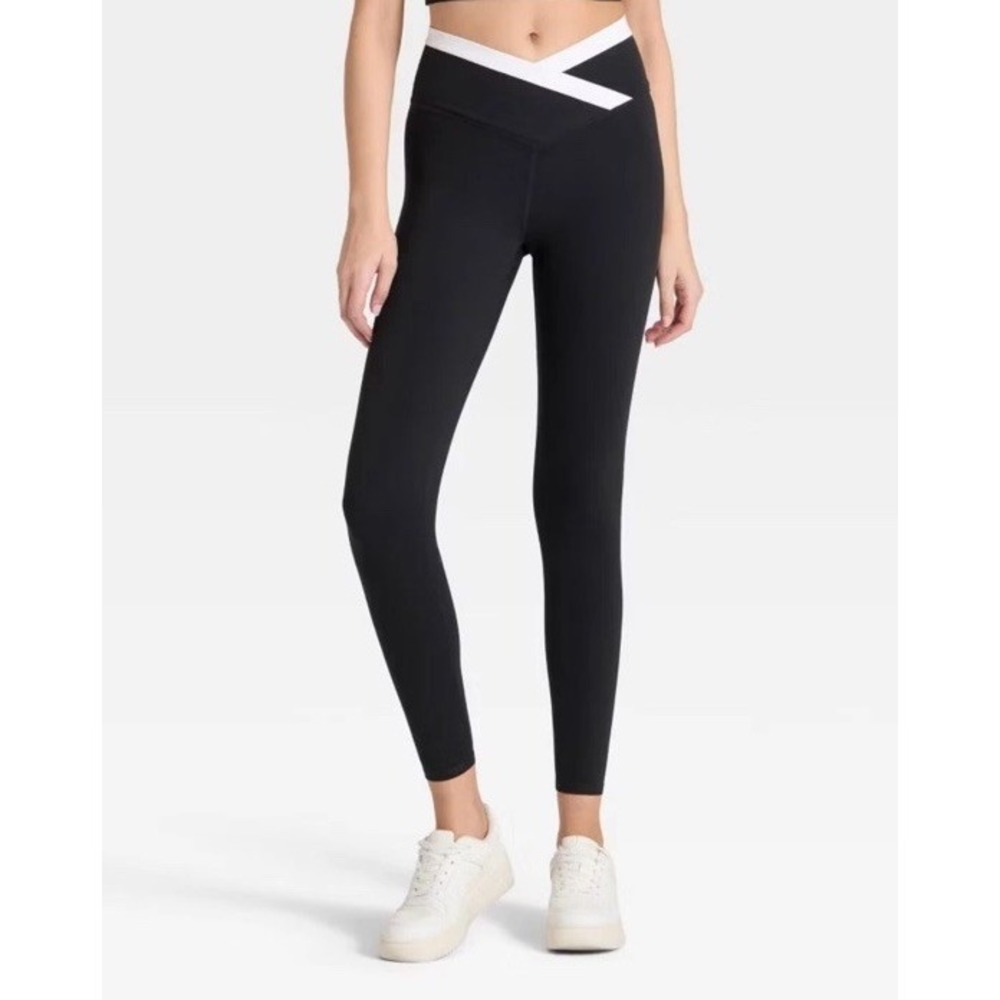 Women's Size XXL High-Rise Crossover Waistband 7/8 Leggings - JoyLab Black